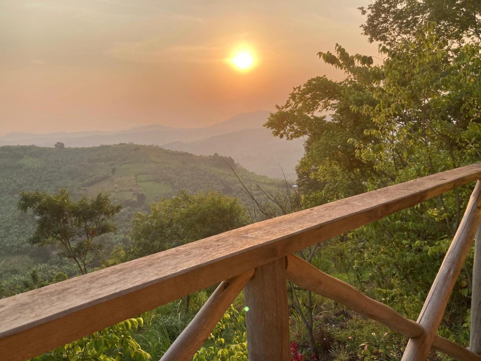 Lake Mwamba Lodge Kasenda Екстер'єр фото
